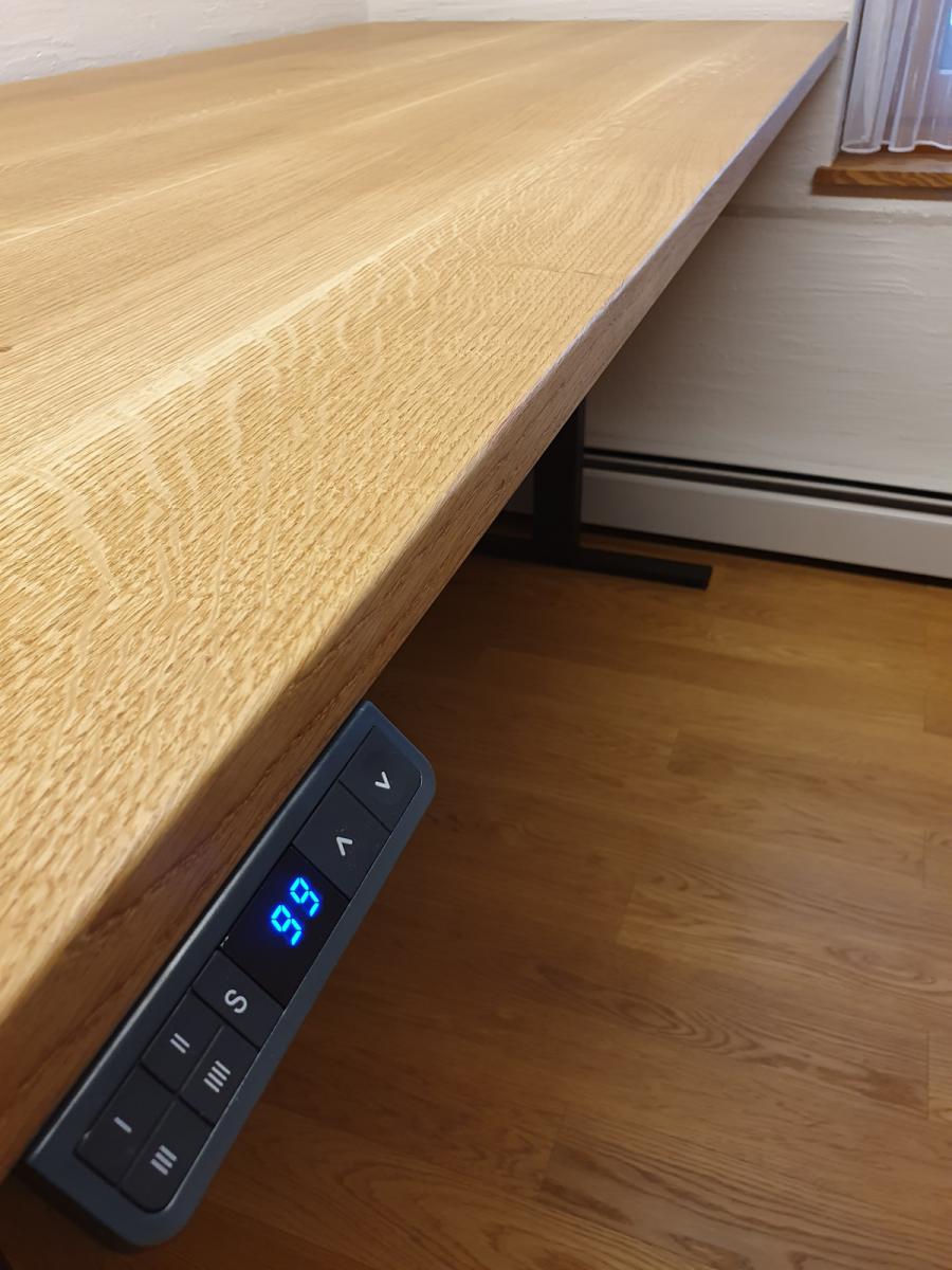 Tischplatte Massivholz (Eiche, Schweiz) mit Controller Style